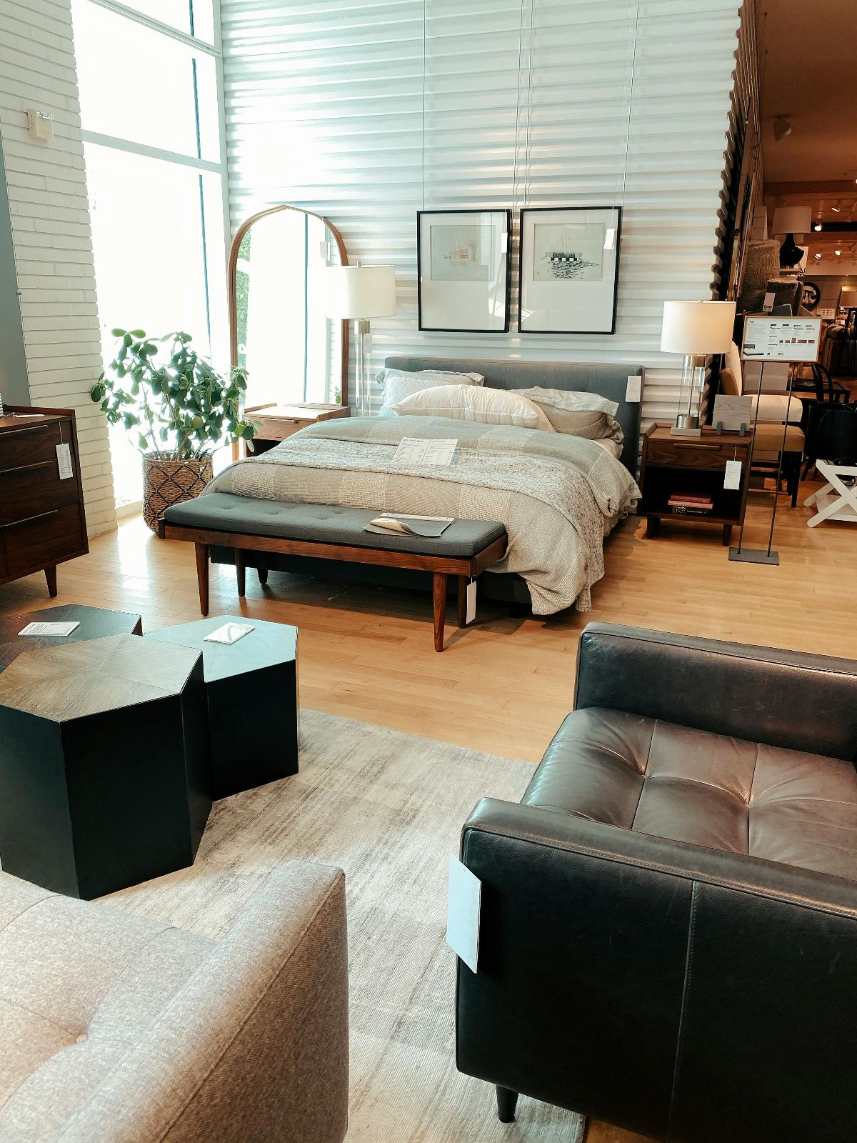 Furniture Fixture Retail Store Making 375,000 Profit For Sale