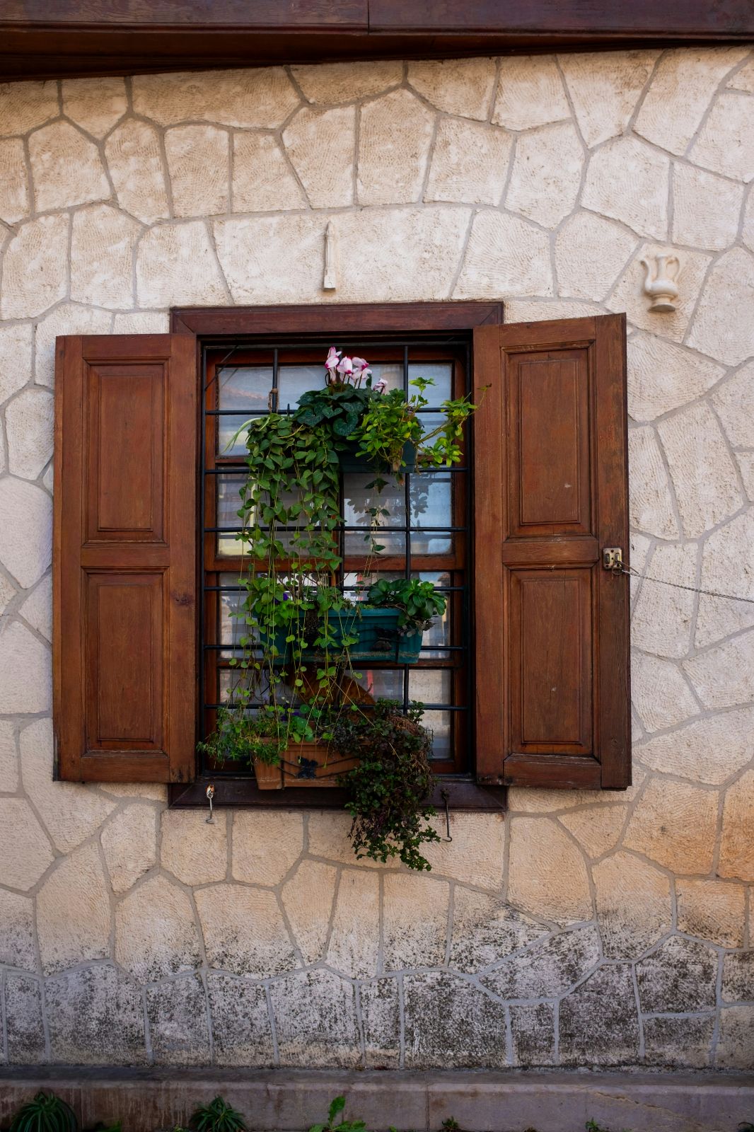 Profitable Window Covering Business In South Bay For Sale